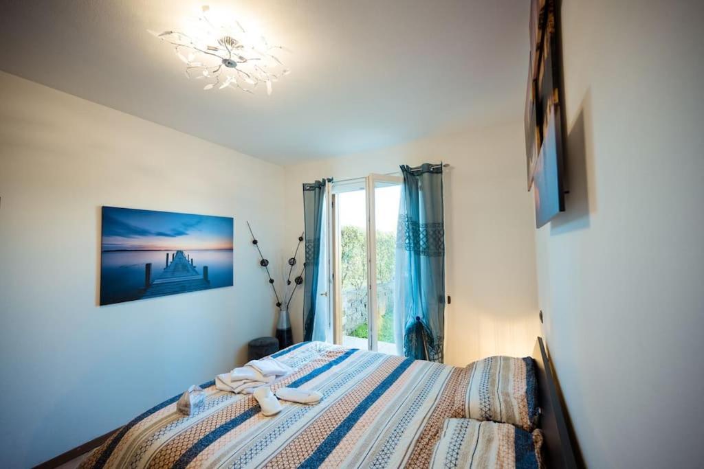 Oliva Apartment - Featuring A Private Garden And Access To A Pool Barcuzzi Екстериор снимка