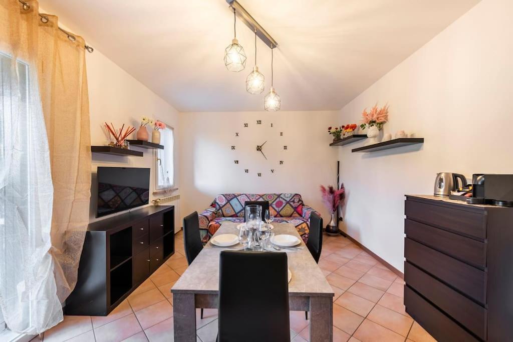 Oliva Apartment - Featuring A Private Garden And Access To A Pool Barcuzzi Екстериор снимка