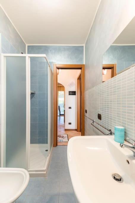Oliva Apartment - Featuring A Private Garden And Access To A Pool Barcuzzi Екстериор снимка